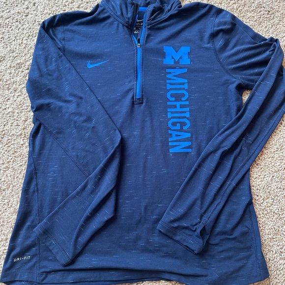 Nike Tops - Nike Dri-FIT Blue Pullover